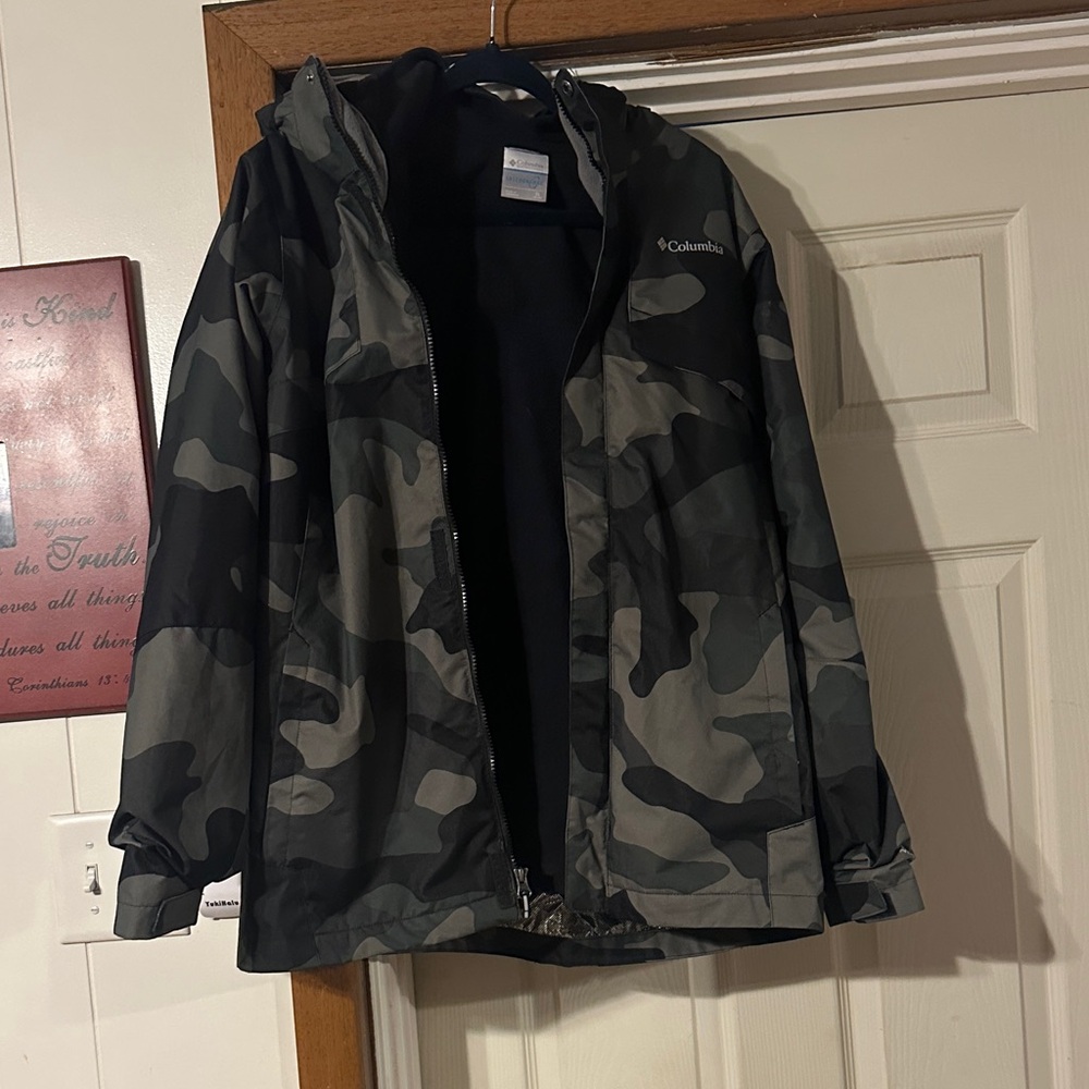 Columbia Kids' Camo Raincoat in Black and Gray